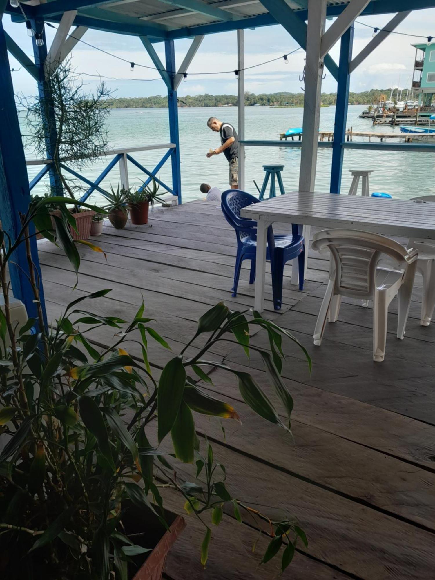 Hostal On The Sea Бокас-дель-Торо Экстерьер фото